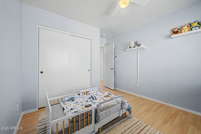 4049 W HACKAMORE Drive, Phoenix, AZ 85083