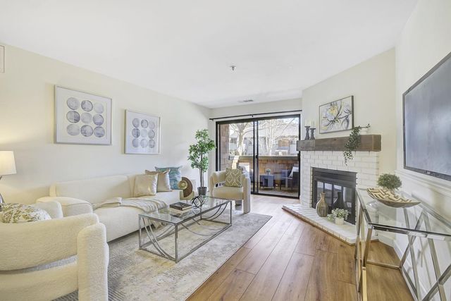 1104 La Terrace Circle, San Jose, CA 95123