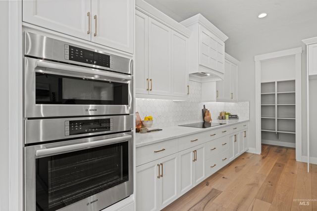 6121 S Cubola Way, Meridian, ID 83642