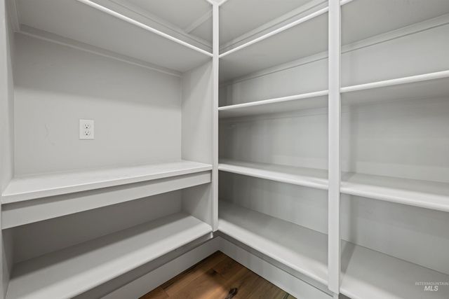 6121 S Cubola Way, Meridian, ID 83642