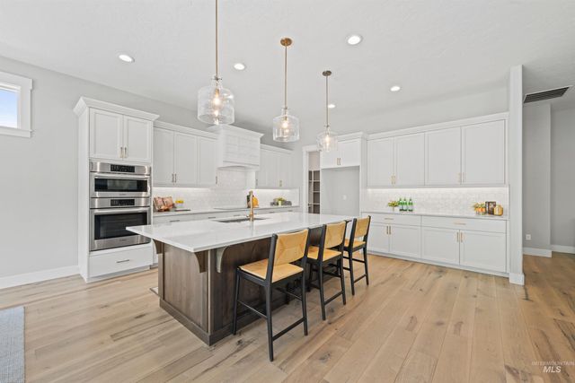 6121 S Cubola Way, Meridian, ID 83642