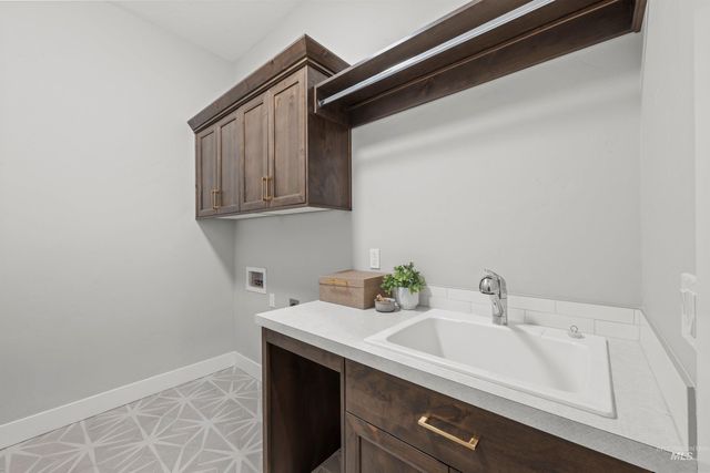 6121 S Cubola Way, Meridian, ID 83642