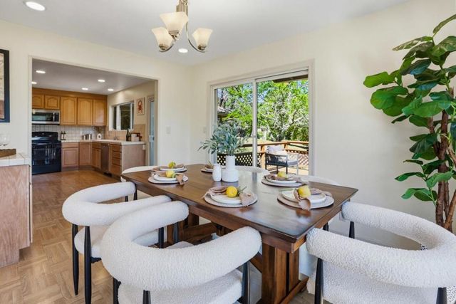 20471 Black Road, Los Gatos, CA 95033