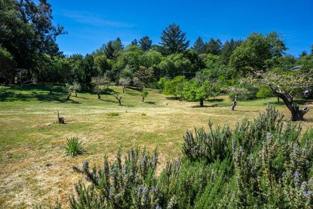 20471 Black Road, Los Gatos, CA 95033