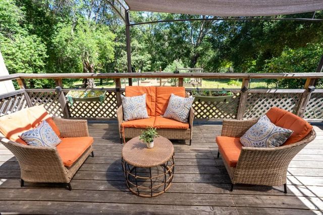 20471 Black Road, Los Gatos, CA 95033