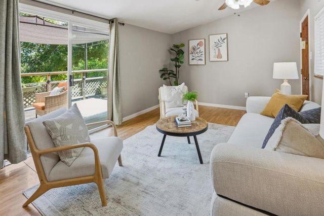 20471 Black Road, Los Gatos, CA 95033