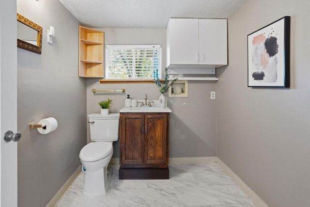 20471 Black Road, Los Gatos, CA 95033