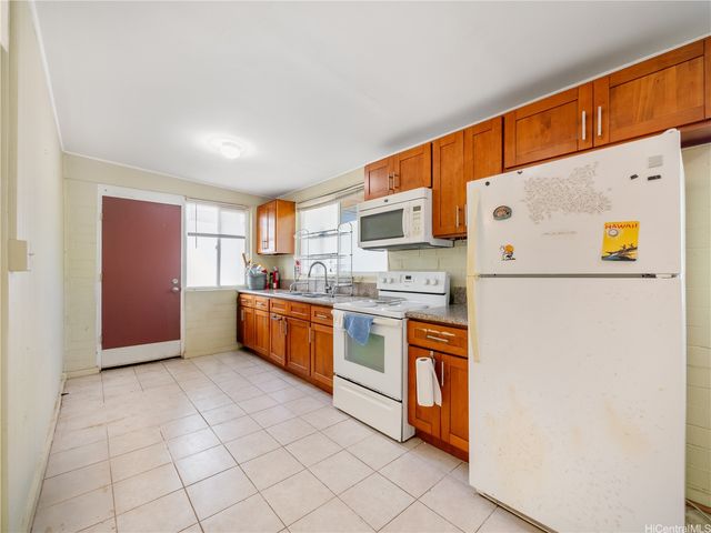 45-245 Iole Street, Kaneohe, HI 96744