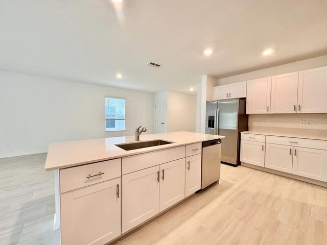 17554 PLEASANTVIEW BLVD, Land O Lakes, FL 34638