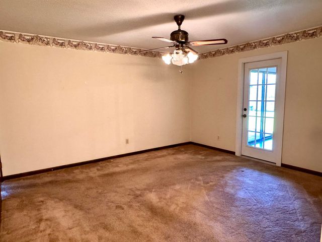 505 Crenshaw St, Berwick, LA 70342