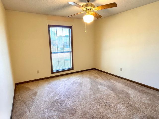 505 Crenshaw St, Berwick, LA 70342