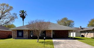 505 Crenshaw St, Berwick, LA 70342