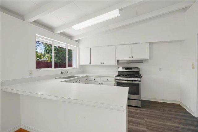 832 Pebblelake Court, Sunnyvale, CA 94089