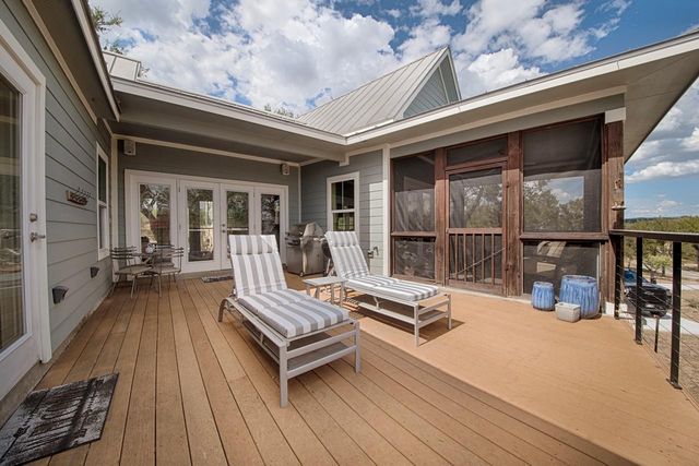 348 Chimney Cove DR, Marble Falls, TX 78654