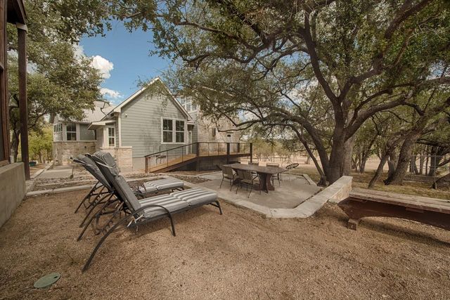 348 Chimney Cove DR, Marble Falls, TX 78654