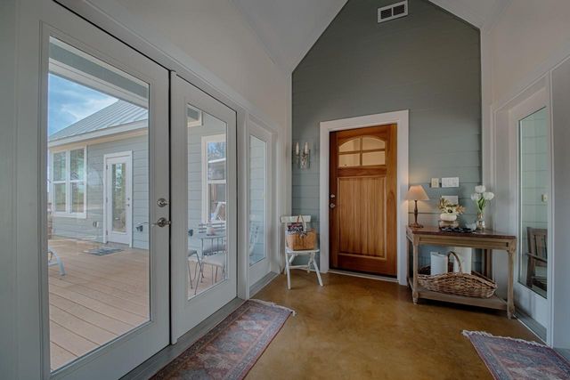 348 Chimney Cove DR, Marble Falls, TX 78654