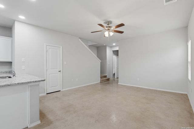 7239 Converse Ridge Ln, San Antonio, TX 78239