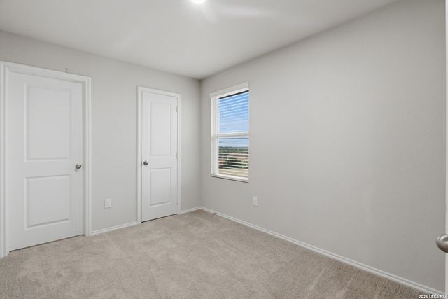 7239 Converse Ridge Ln, San Antonio, TX 78239