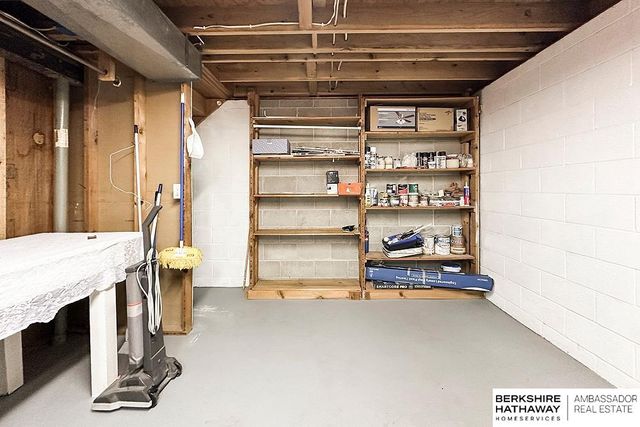 731 N 14th Avenue, Blair, NE 68008