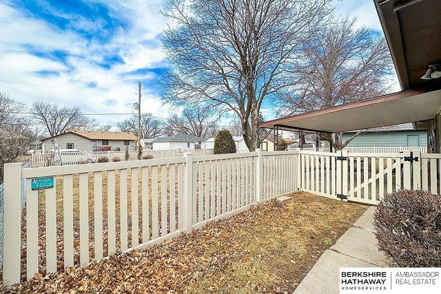 731 N 14th Avenue, Blair, NE 68008