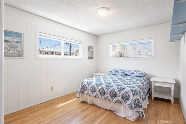 716 13th, Manhattan Beach, CA 90266