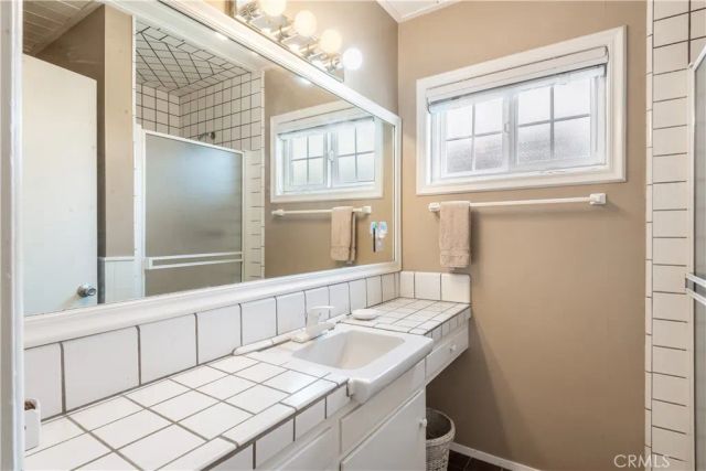 716 13th, Manhattan Beach, CA 90266