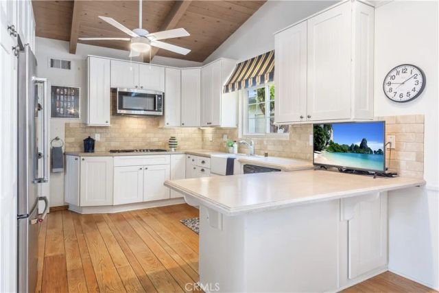 716 13th, Manhattan Beach, CA 90266