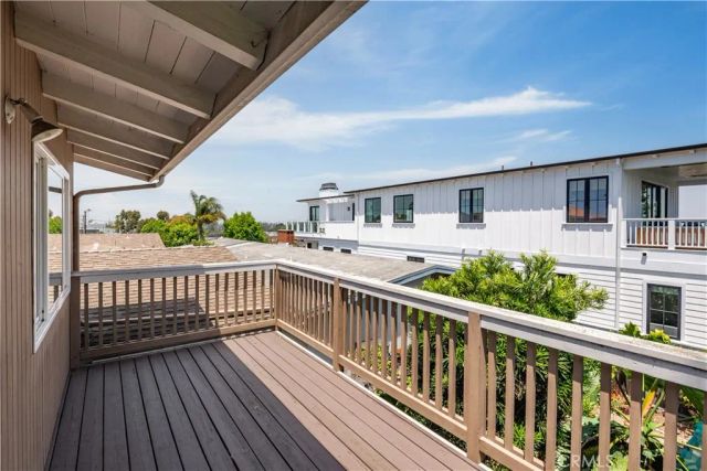 716 13th, Manhattan Beach, CA 90266