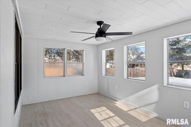 2612 ARLINGTON Drive, Springfield, IL 62704