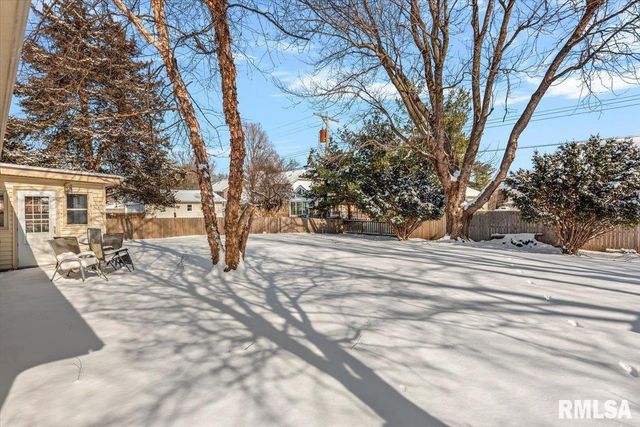 2612 ARLINGTON Drive, Springfield, IL 62704