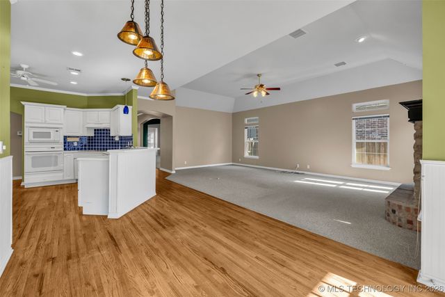 3407 W Urbana Street, Broken Arrow, OK 74012