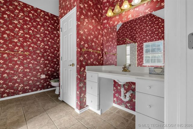 3407 W Urbana Street, Broken Arrow, OK 74012