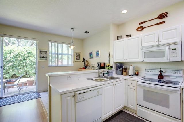 11705 NW 47th Drive, Coral Springs, FL 33076