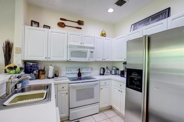 11705 NW 47th Drive, Coral Springs, FL 33076