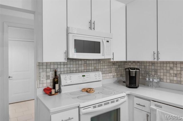 319 Jarvis Court A, Troy, IL 62294