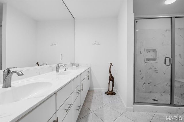 319 Jarvis Court A, Troy, IL 62294