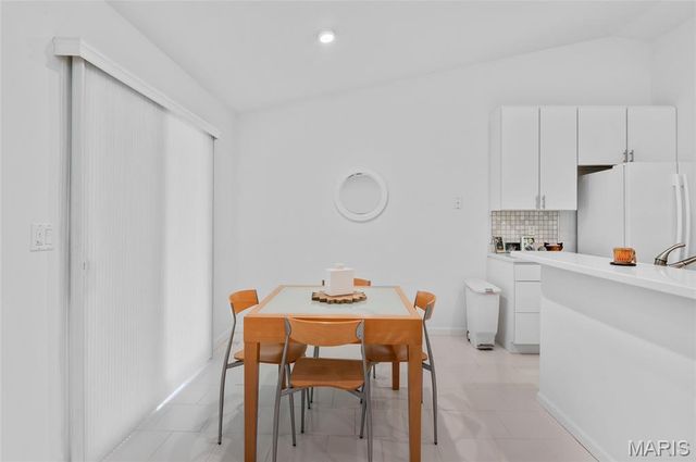 319 Jarvis Court A, Troy, IL 62294