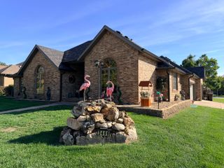 3466 West Beechwood Street, Springfield, MO 65807