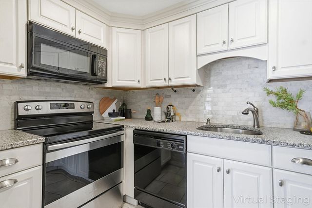 18 Fountain Lane 2, Weymouth, MA 02190