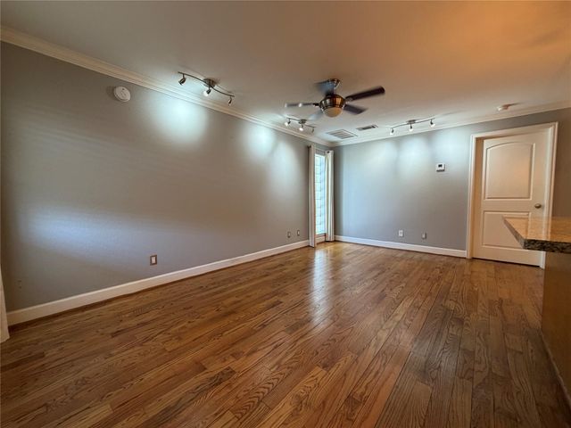 1447 Heights Boulevard 220, Houston, TX 77008