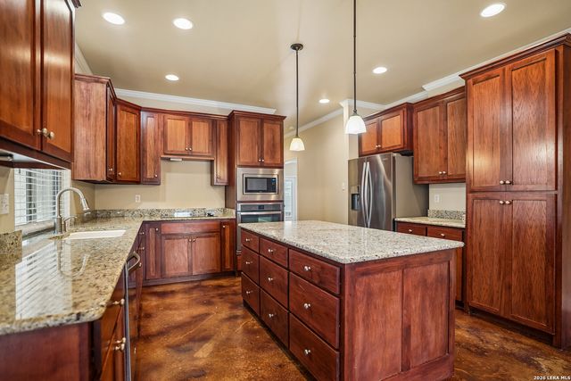1448 Hanz, New Braunfels, TX 78130