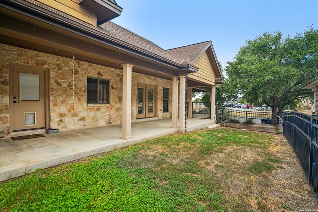 1448 Hanz, New Braunfels, TX 78130