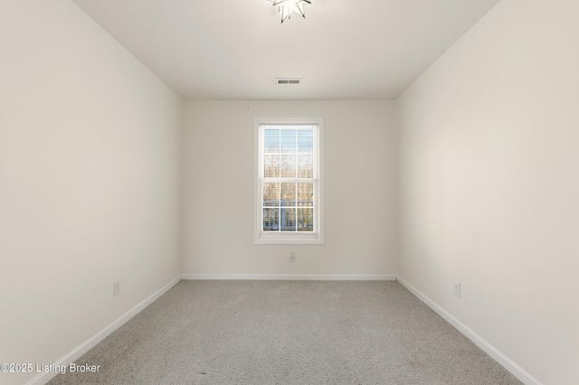 3406 Schooler Ln, Louisville, KY 40272