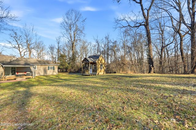 3406 Schooler Ln, Louisville, KY 40272