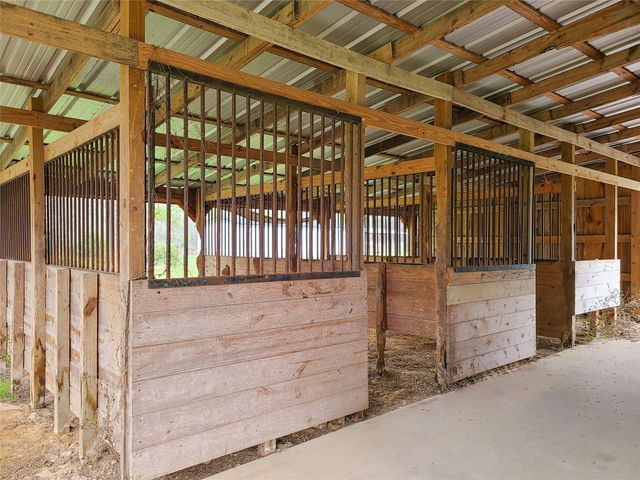 15896 Tree Monkey Road, Conroe, TX 77303