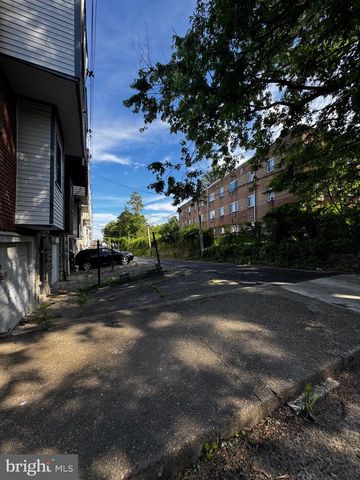 7454 FAYETTE ST, Philadelphia, PA 19138