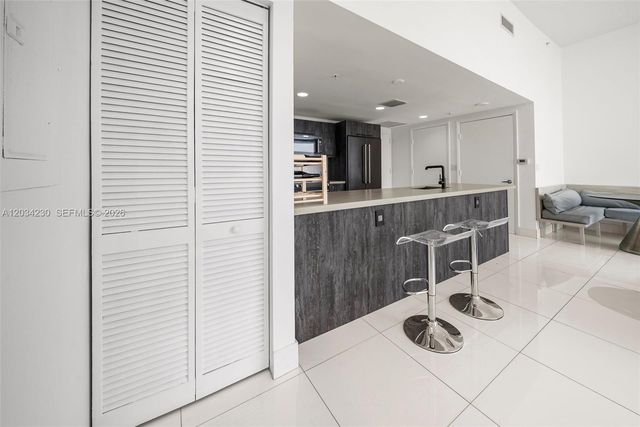 665 NE 25th Street 802, Miami, FL 33137