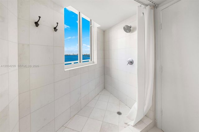 665 NE 25th Street 802, Miami, FL 33137