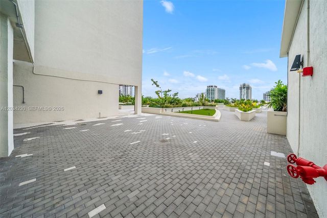 665 NE 25th Street 802, Miami, FL 33137