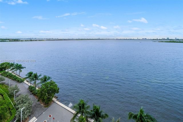 665 NE 25th Street 802, Miami, FL 33137